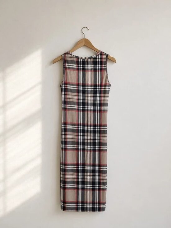 Dresses & Skirts - Plaid Twist Front